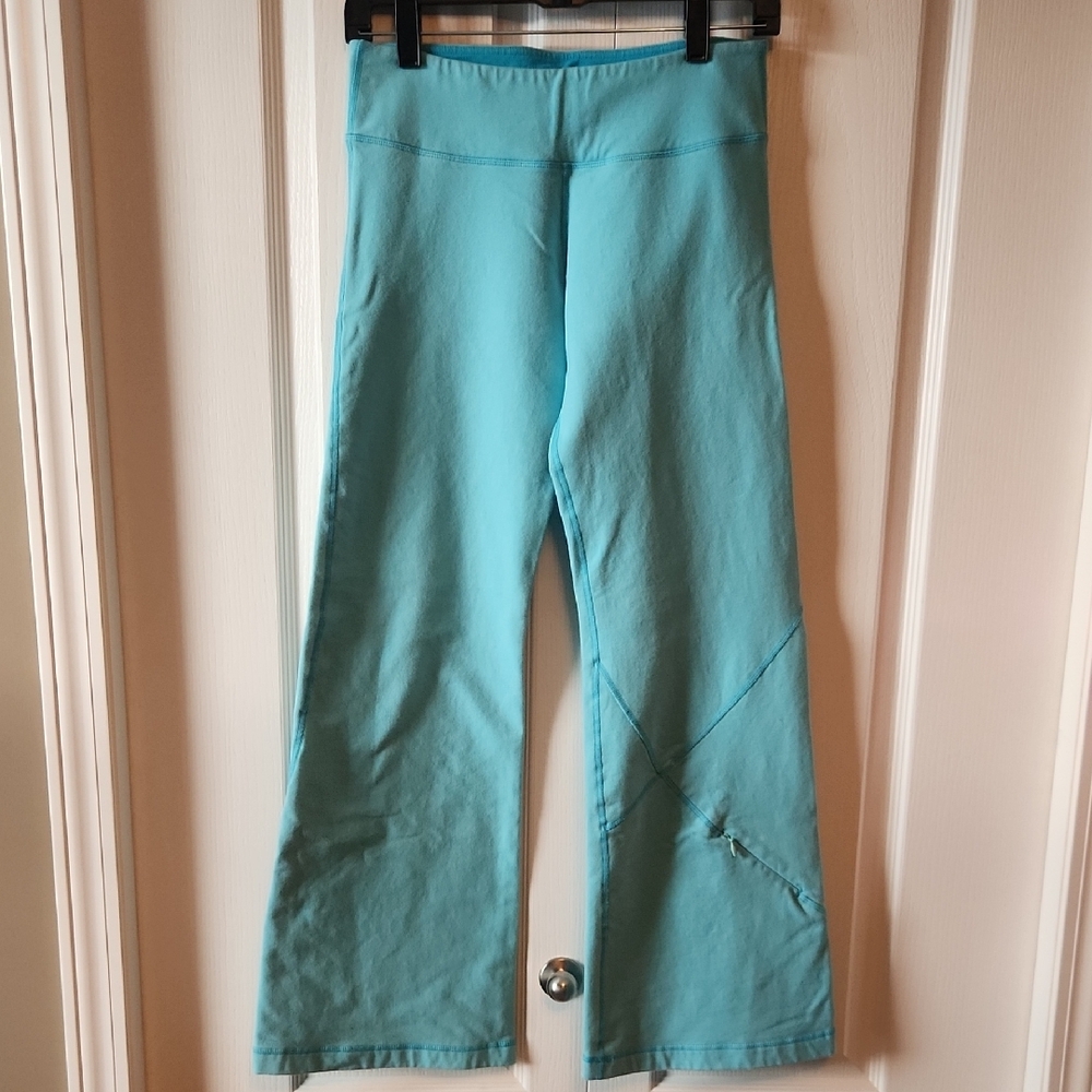 Lululemon Athletica Blue Leggings for Active Comfort